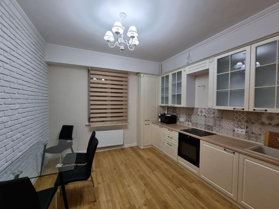 Grand Excelent New Ultra Central Apartments Kiszyniów Zewnętrze zdjęcie